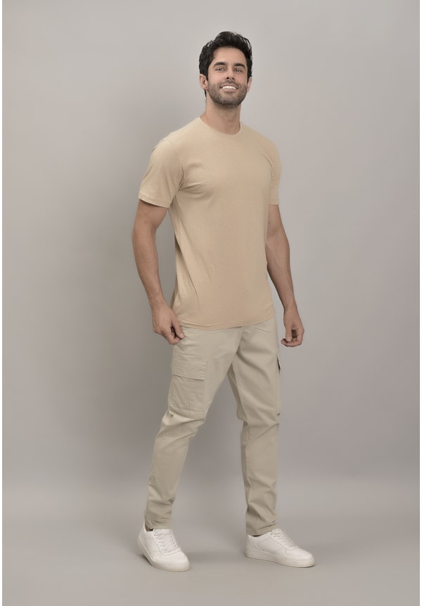 Calça Cargo Masculina na Cor Bege Slim Fit com Passante e Bolso Faca-446e69f8-5e03-449e-81ef-128ee671bf64