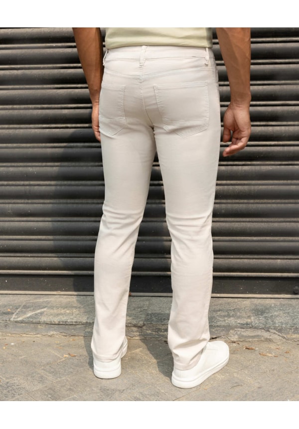 Calça Chino Masculina Slim em Sarja Color Dialogo-9081c9a2-267a-4596-8992-2b8bb7ec8a97