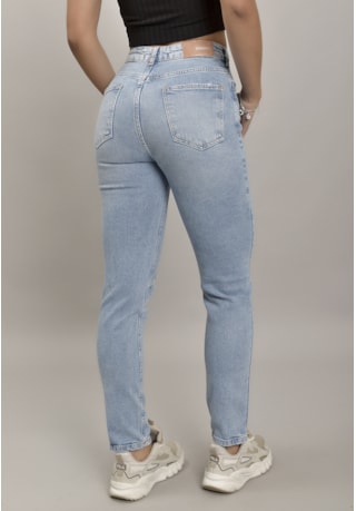 Calça Jeans Confort com rasgos Feminino Dialogo Jeans