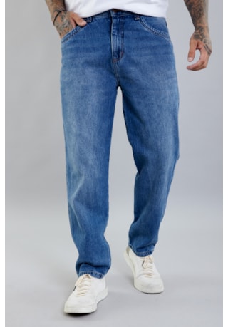 Calça Jeans Masculina Perna Reta com Lavagem Média