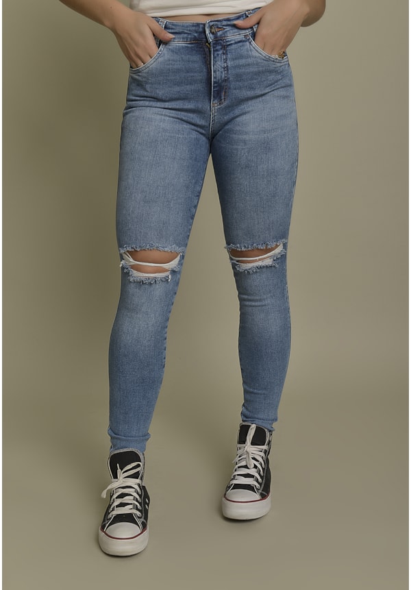 Calça Jeans Skinny com rasgos Feminino Dialogo Jeans-4bf07a3b-230f-4eed-9dc2-8bc3728499e5