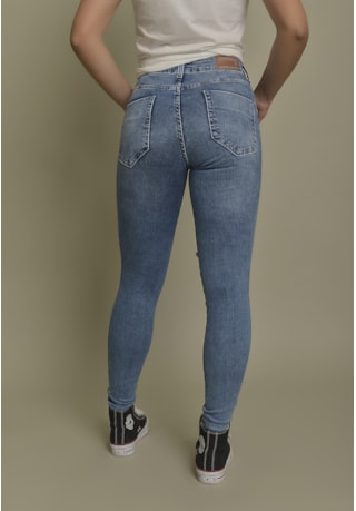 Calça Jeans Skinny com rasgos Feminino Dialogo Jeans