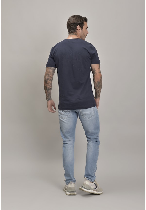 Calça Jeans Slim Arqueada Masculina Lavagem Clara Dialogo jeans-c4ecaa54-dfbd-4e54-a340-072ec7c33510