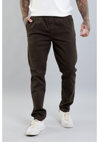 Calça Jogger Masculina de Sarja Slim Fit na Cor Verde com Elástico no Cós