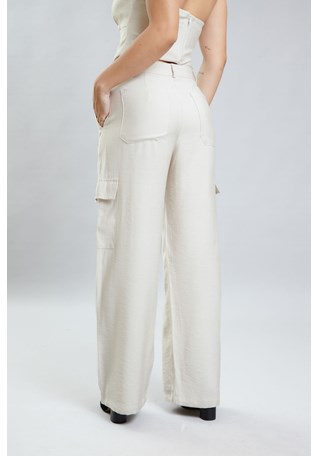 Calça Pantalona Cargo Feminina na Cor Off-White Dialogo Jeans