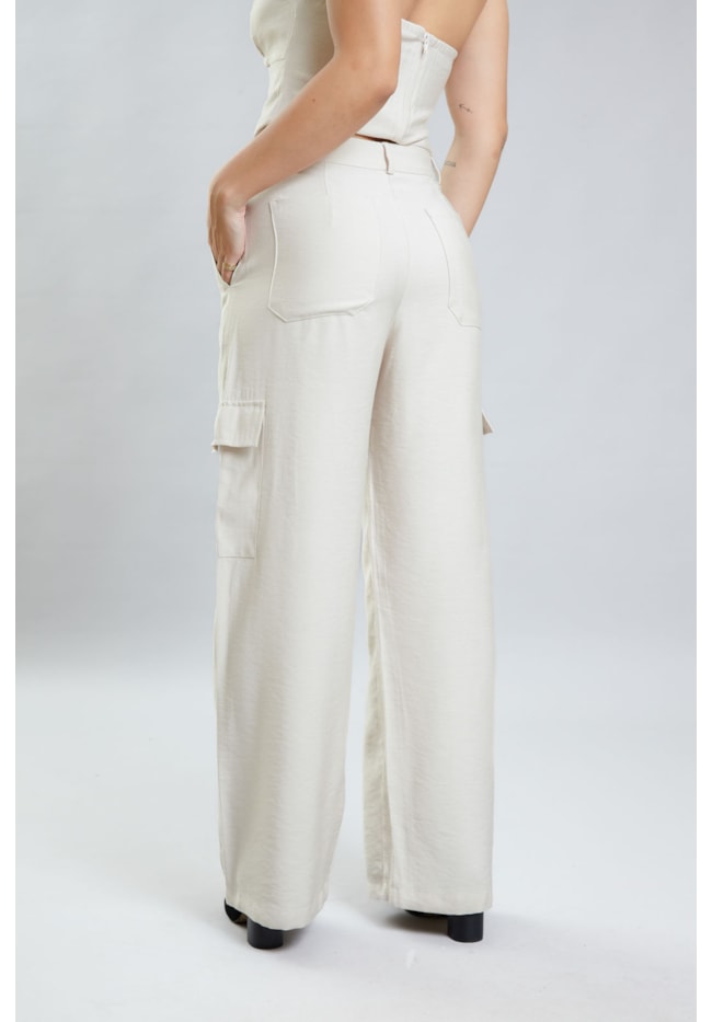 Calça Pantalona Cargo Feminina na Cor Off-White Dialogo Jeans-f8353c63-dece-428b-9f5e-b6ab451d9d9d