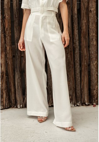 Calça Social Pantalona em Viscose Feminina na Cor Off White Dialogo Jeans