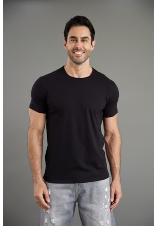 Camiseta Masculina Slim em Algodão Pima na Cor Preto Dialogo