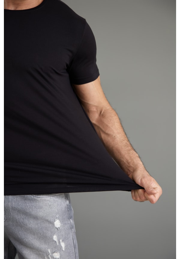 Camiseta Masculina Slim em Algodão Pima na Cor Preto Dialogo-8f72adea-c0b9-4023-998d-ccfbbfe80933