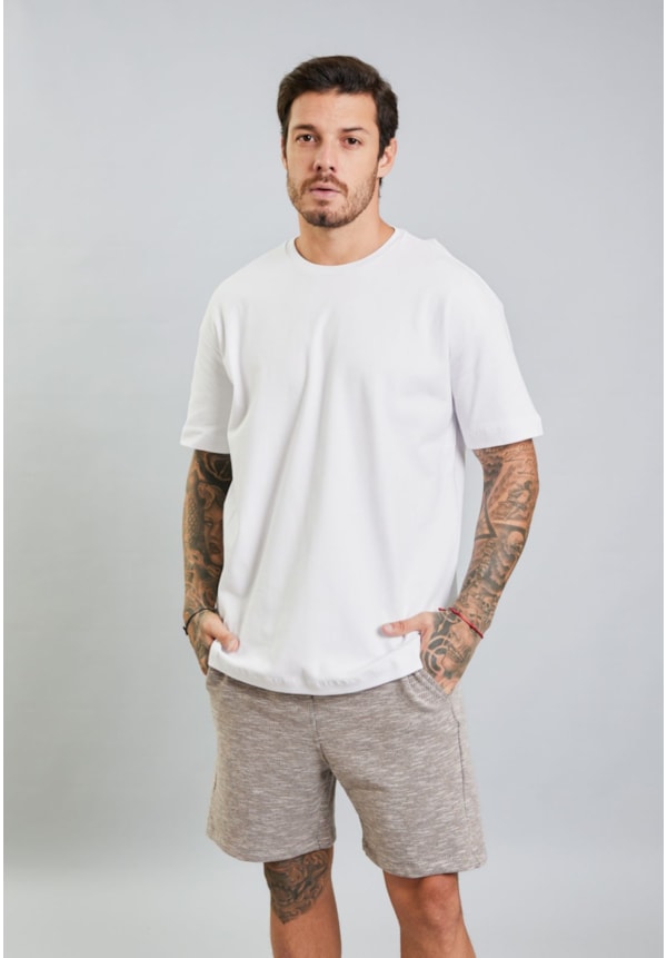 Camiseta Oversized Masculina Básica em Algodão Dialogo-97e26ced-6730-4ea8-83f1-d2d7434bc1a7