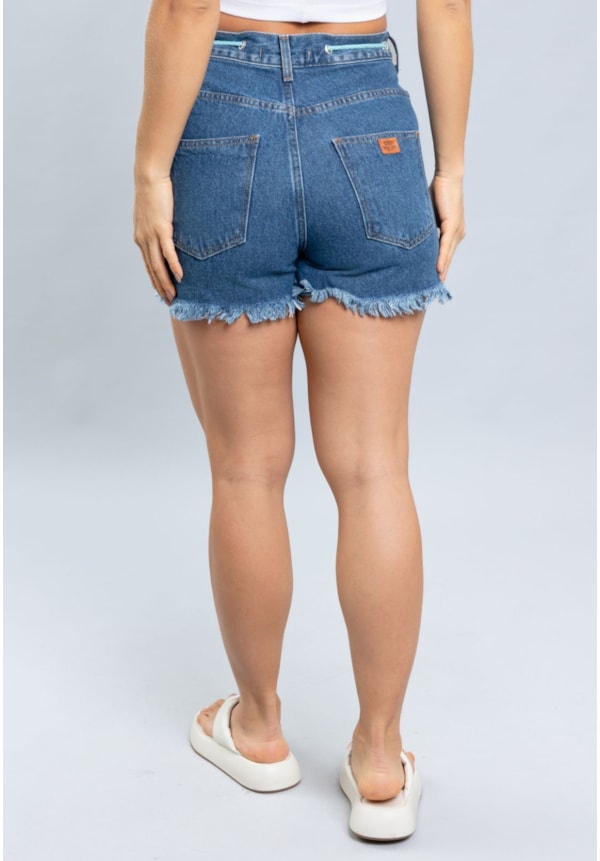 Shorts Jeans Mom Feminino com Cordão e Barra Desfiada Dialogo-ea4e8922-a2c5-4bd4-b132-01b621afe07c